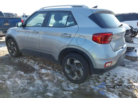 2021 Hyundai Venue Sel z USA, uszkodzony, nr VIN KMHRC8A33MU074139